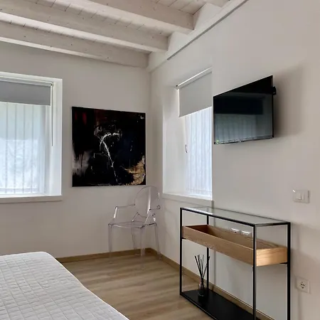 Bed And Breakfast Casa Del Nonno Adrara San Rocco Buitenkant foto